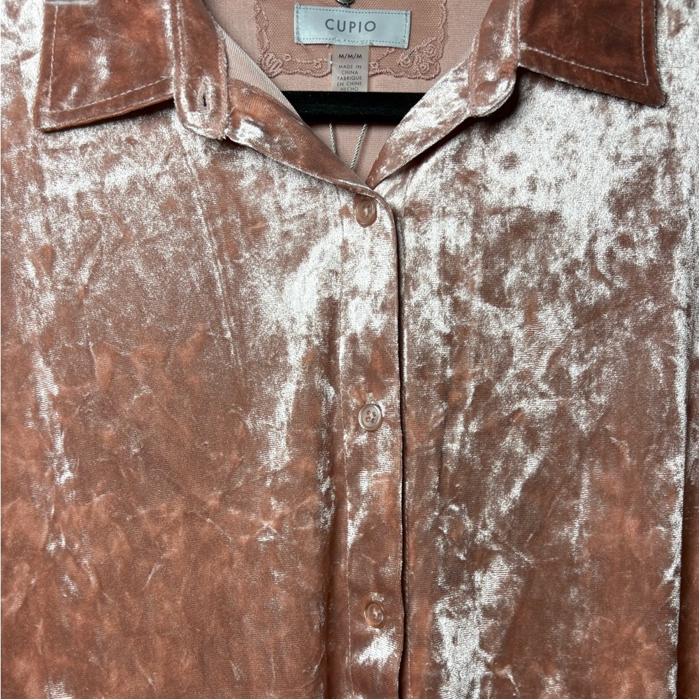 Cupio Women’s Crushed Velvet Dusty Rose High Low Button Down Blouse Size M - Picture 2 of 8